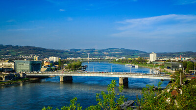 CK Cesky Krumlov to Linz transfer