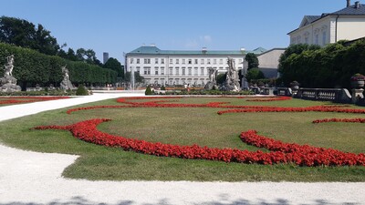 “Shuttle Cesky Krumlov to Salzburg”