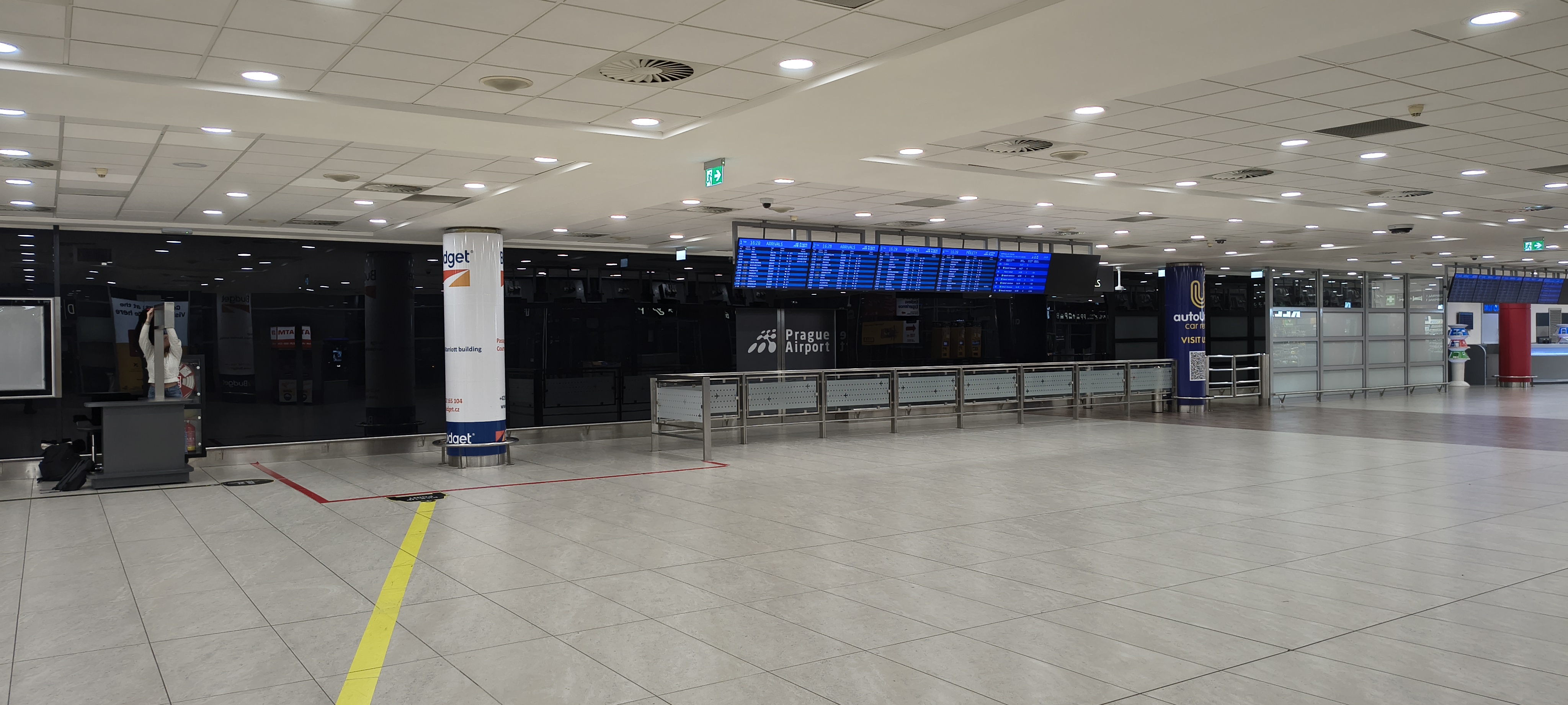 Arrival hall Prague Temrinal